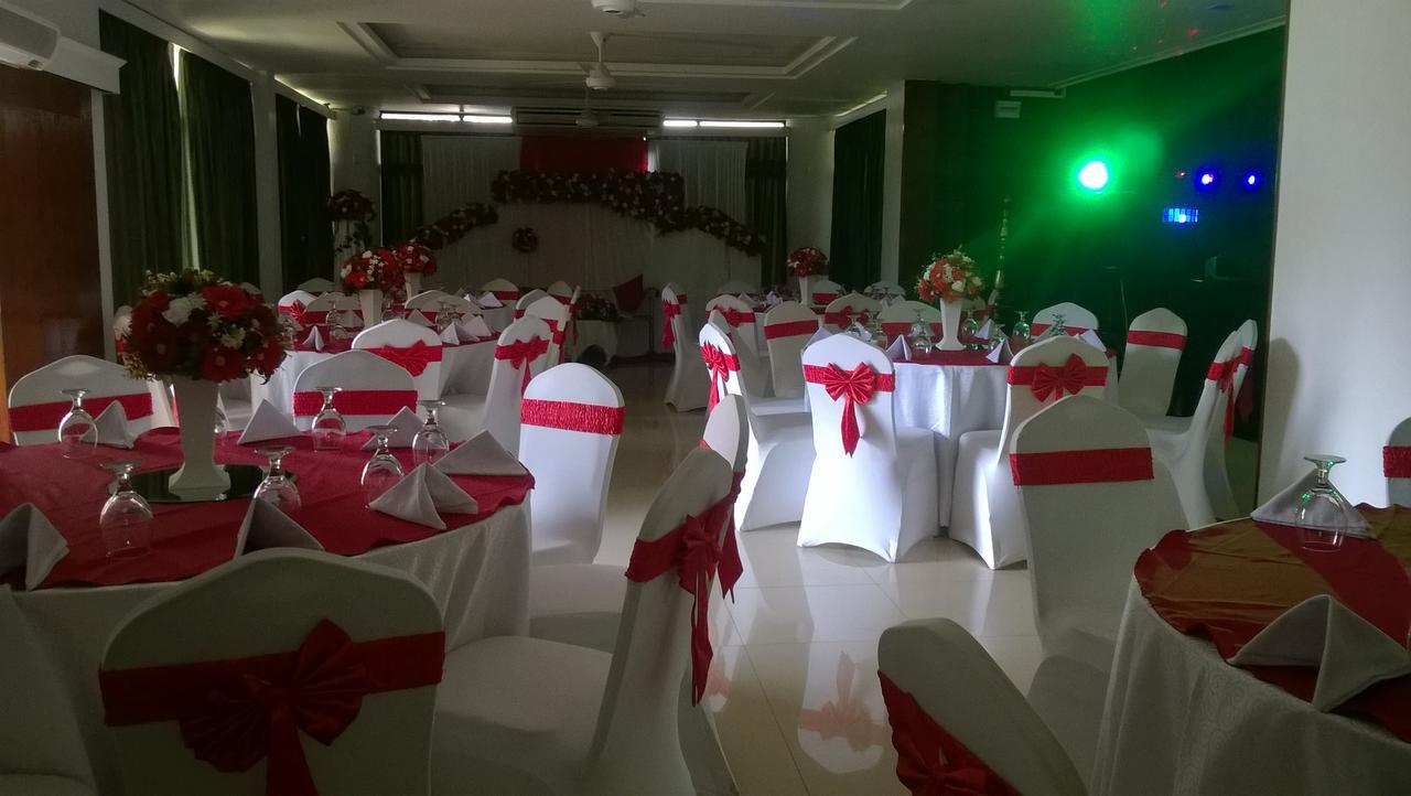 Nilani Hotel Ratnapura Eksteriør billede